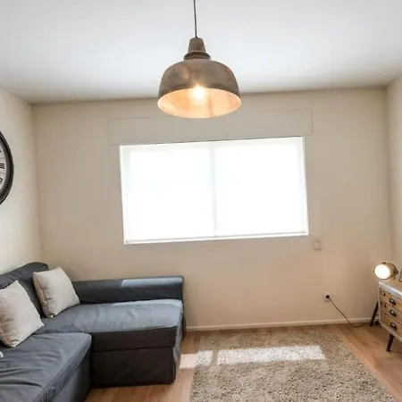 Good Apartments, All Amenities, Good Location Коларес